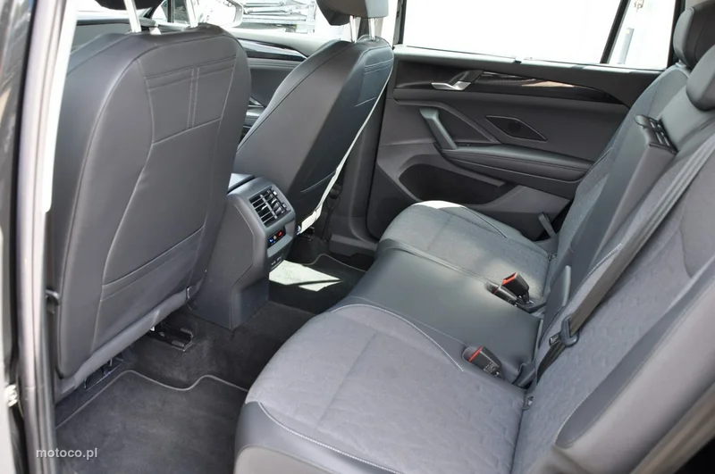 Volkswagen Tayron 32