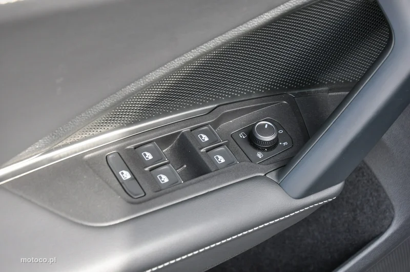 Volkswagen Tiguan III 12