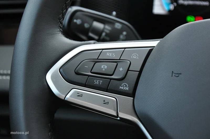 Volkswagen Tiguan III 17