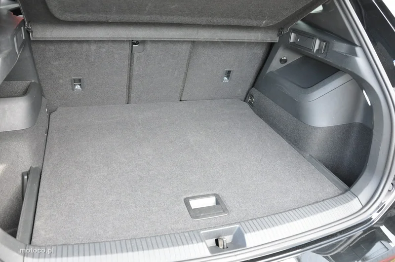 Volkswagen Tiguan III 39