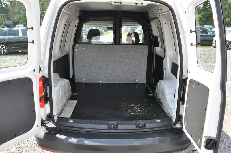 Volkswagen Caddy IV 14