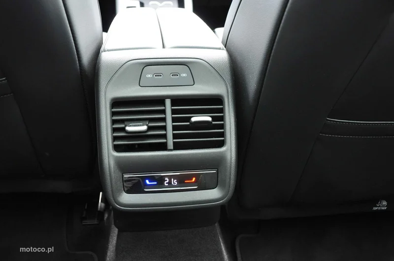 Volkswagen Passat Variant B9 32