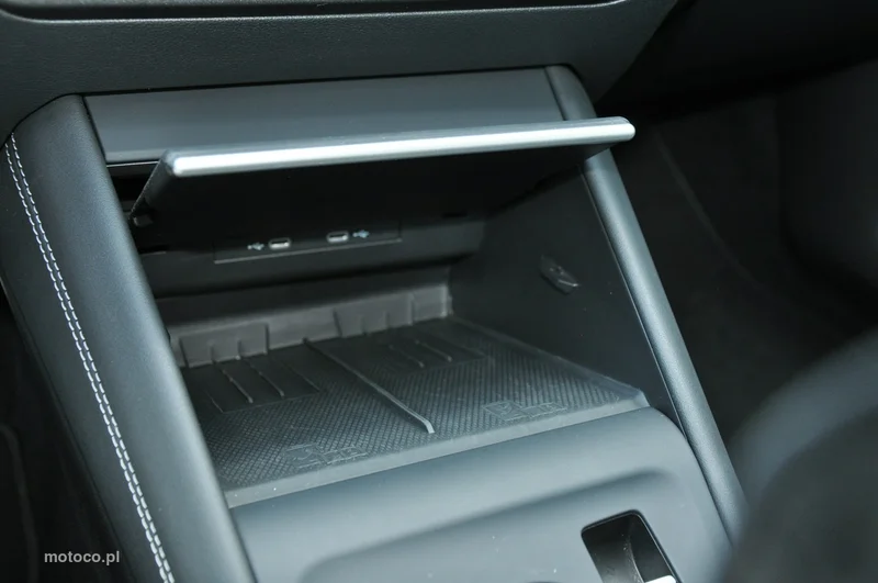 Volkswagen Tiguan III 33