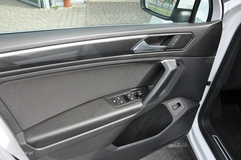 Volkswagen Tiguan AD 11