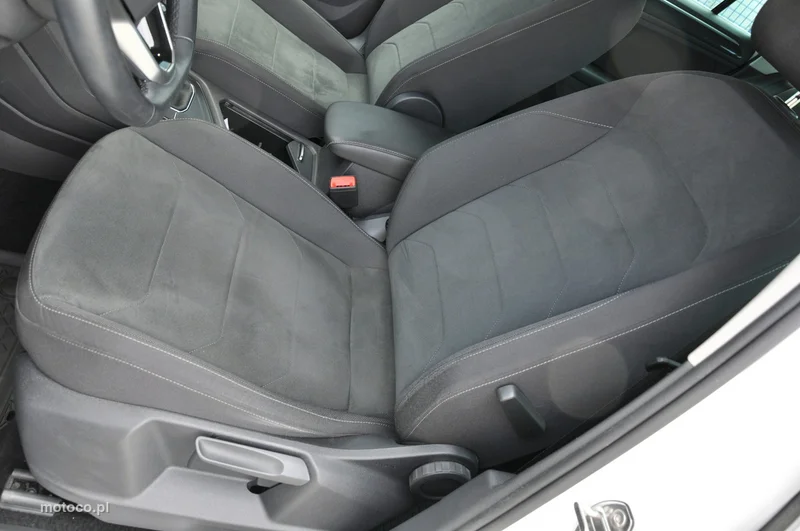 Volkswagen Tiguan AD 12