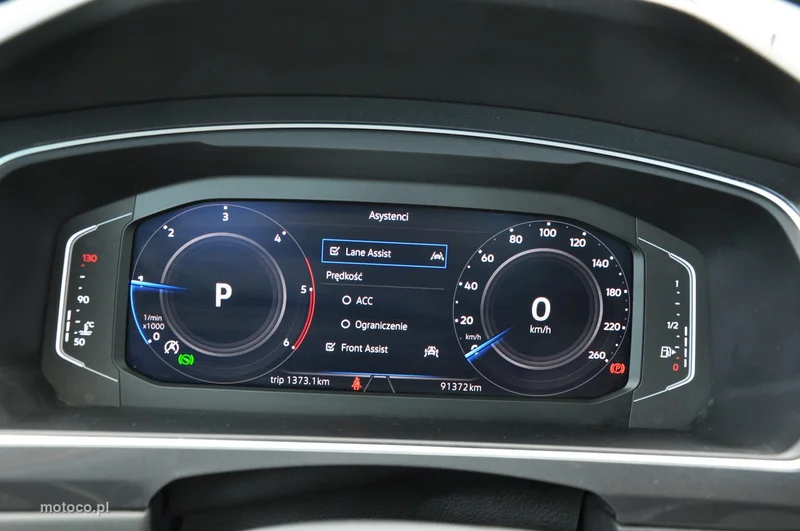 Volkswagen Tiguan AD 15