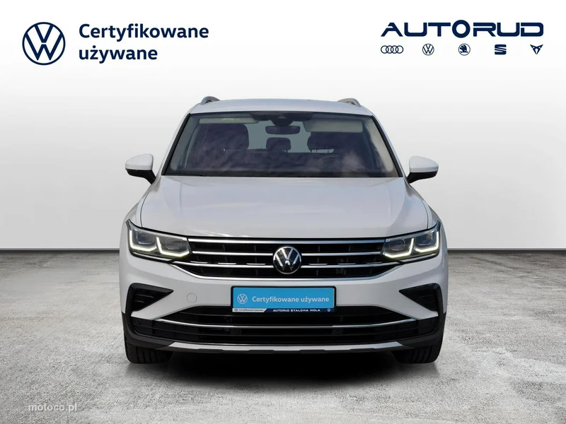 Volkswagen Tiguan AD 8