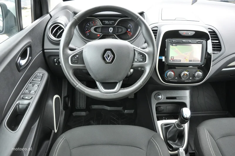 Renault Captur I 23