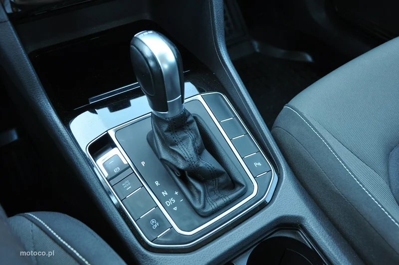 Volkswagen Golf Sportsvan VII 18