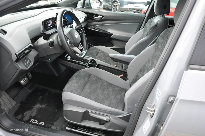 Volkswagen ID.4 9