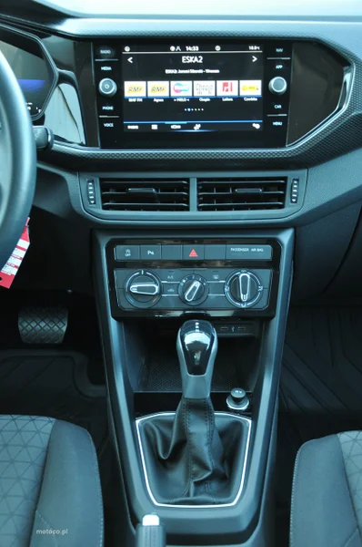 Volkswagen T-Cross C1 15