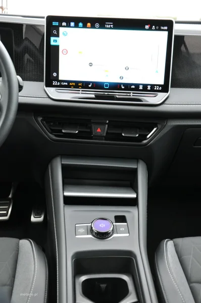 Volkswagen Tiguan III 37