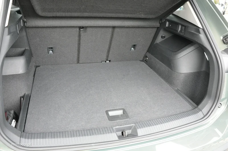 Volkswagen Tiguan III 38