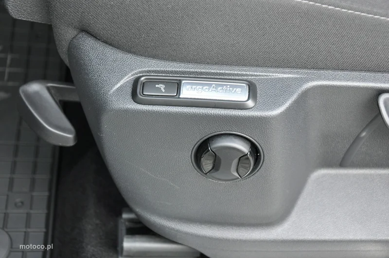 Volkswagen Tiguan AD 12