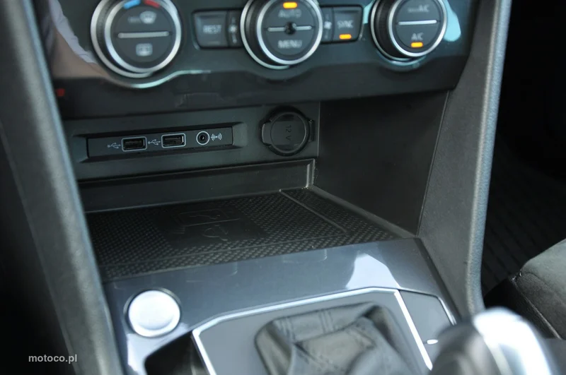 Volkswagen Tiguan AD 21