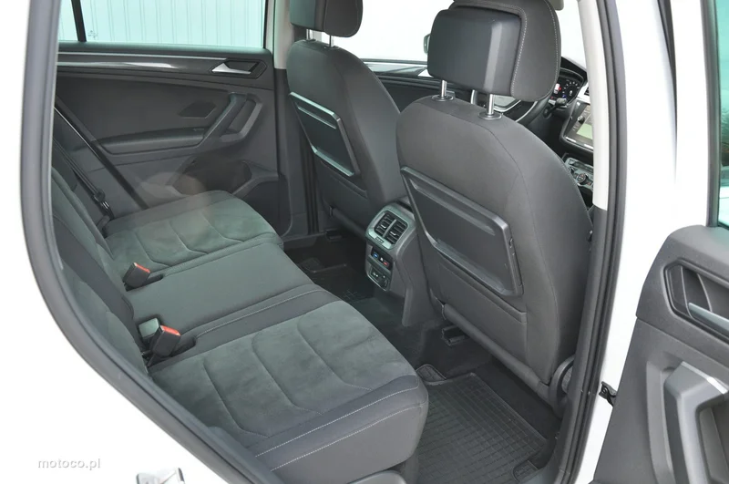 Volkswagen Tiguan AD 28