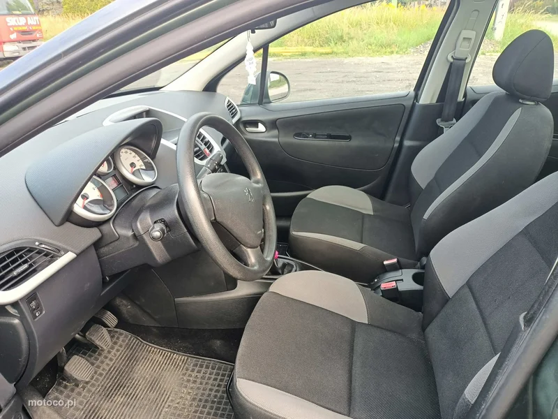 Peugeot 207 SW 5