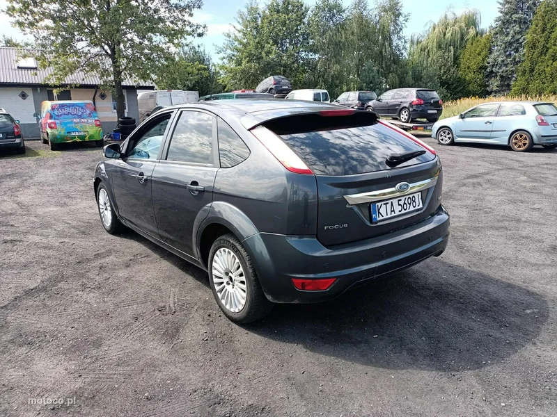 Ford Focus II 3