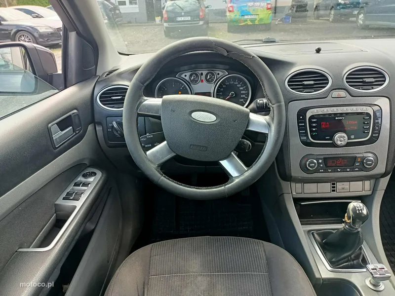 Ford Focus II 7
