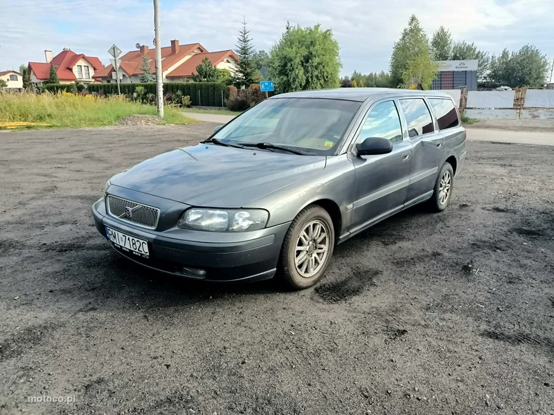 Volvo V70 2