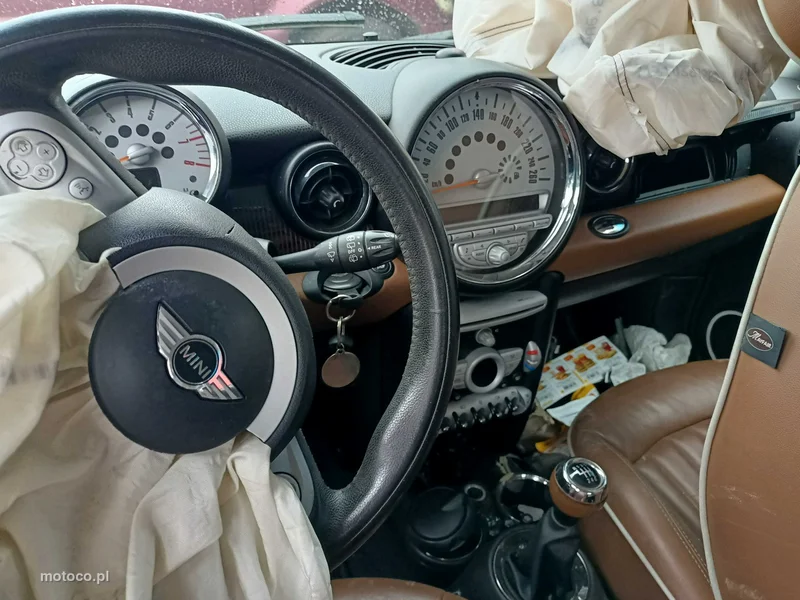 MINI Cooper 6
