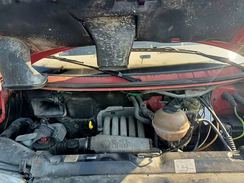 Volkswagen T4 8