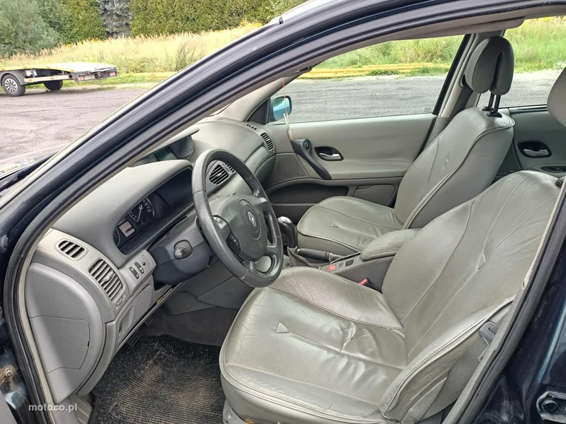 Renault Laguna II 5