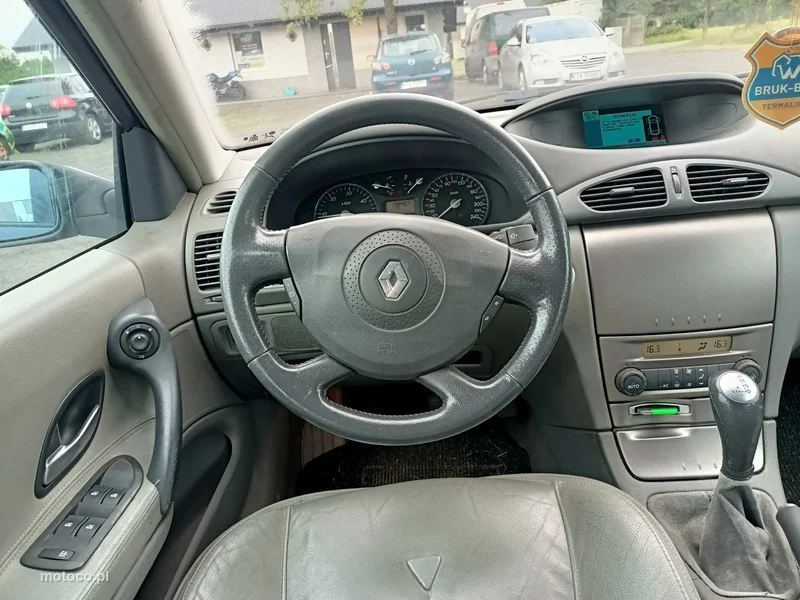 Renault Laguna II 7