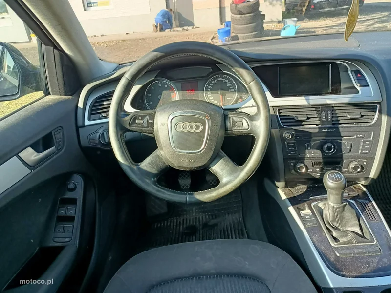 Audi A4 B8 7