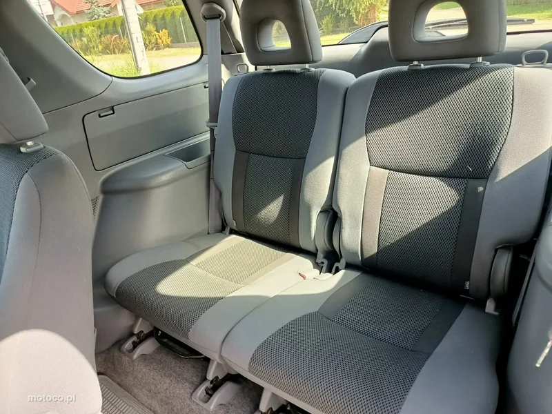 Toyota RAV 4 XA20 6