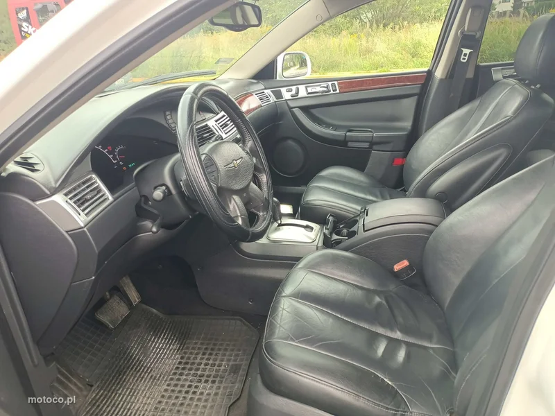 Chrysler Pacifica 5