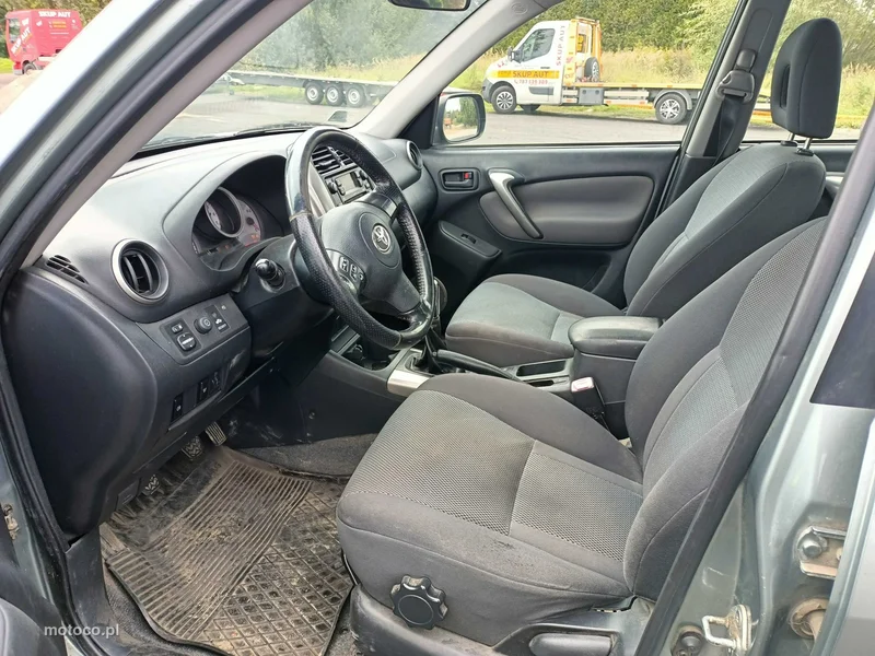 Toyota RAV 4 XA30 5