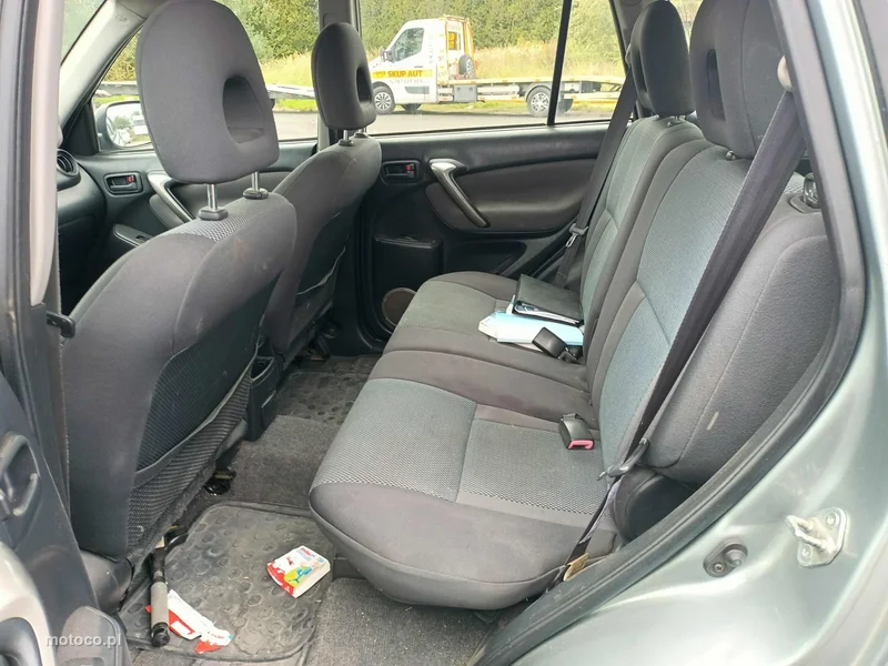 Toyota RAV 4 XA30 6