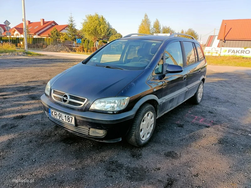 Opel Zafira A 2