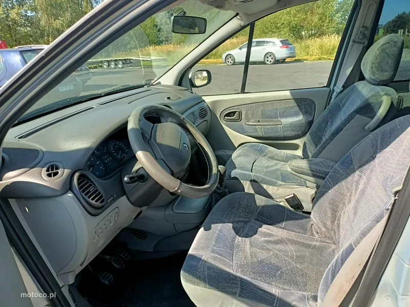 Renault Scenic I 5