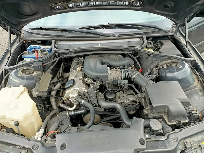 BMW Seria 3 E46 318 8
