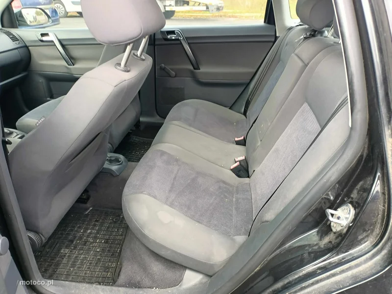 Volkswagen Polo IV 9N 6