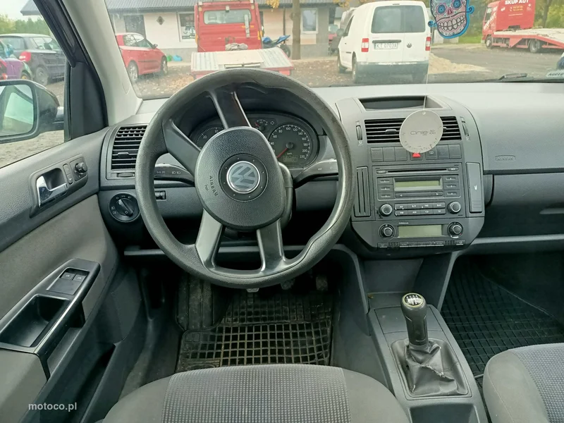 Volkswagen Polo IV 9N 7