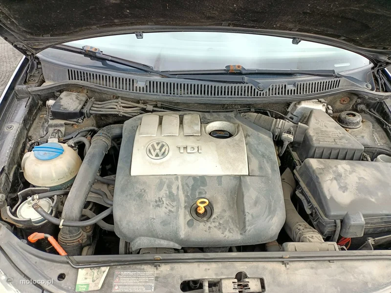 Volkswagen Polo IV 9N 8