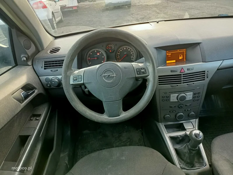 Opel Astra H 7