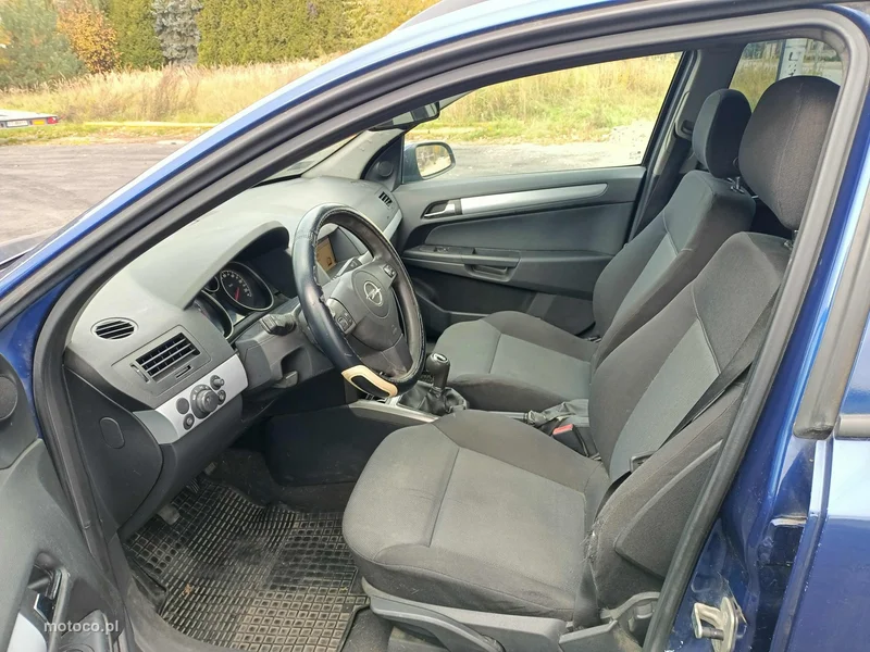 Opel Astra H 5