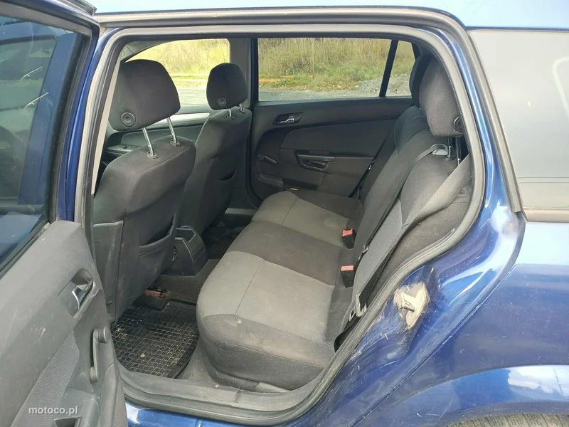 Opel Astra H 6