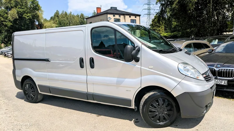 Opel Vivaro 6