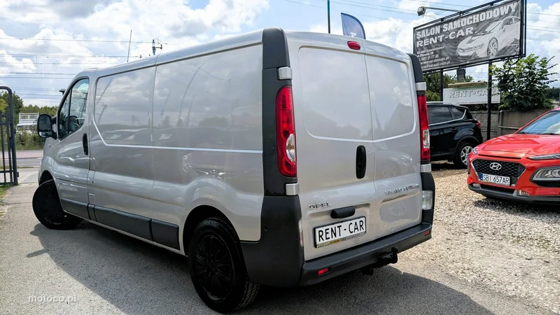 Opel Vivaro 9