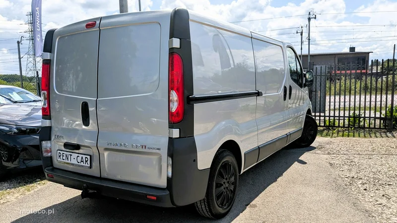 Opel Vivaro 10