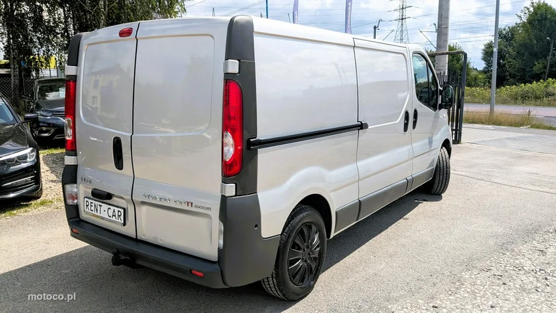 Opel Vivaro 12