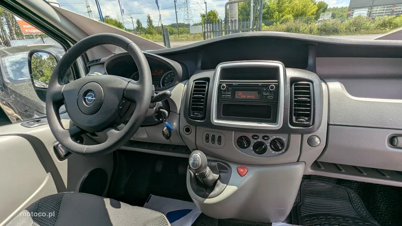 Opel Vivaro 18
