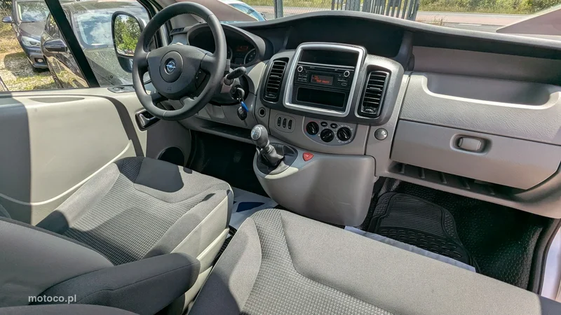 Opel Vivaro 20