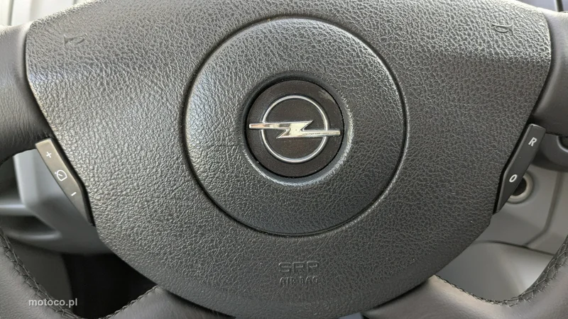 Opel Vivaro 26