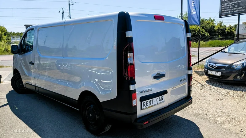 Opel Vivaro 8